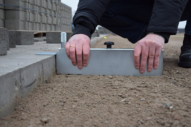 Set the Height of Maxi Gauge